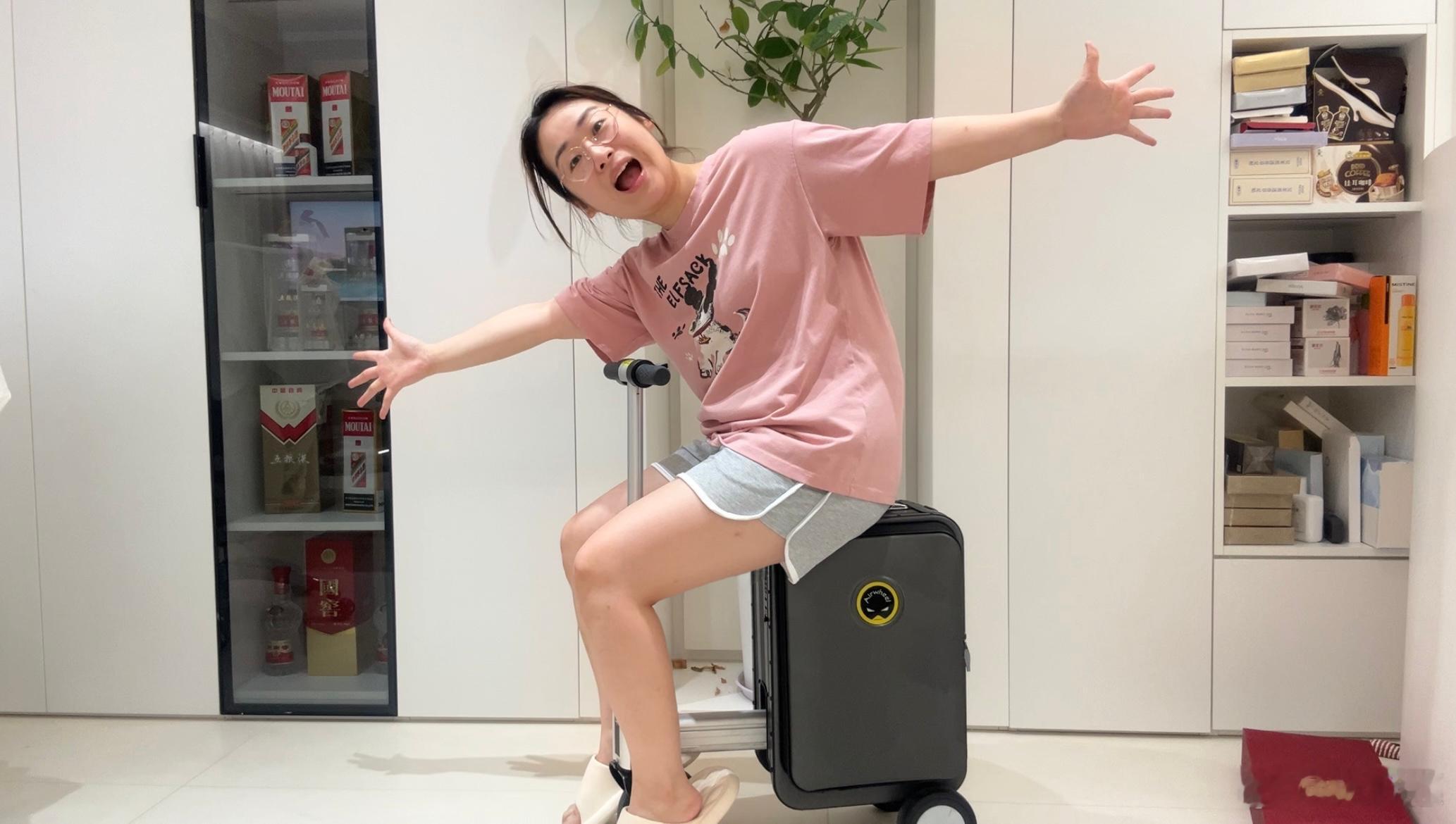 明天出发直播收拾行李中！有空来啊B聊天！ ​​​