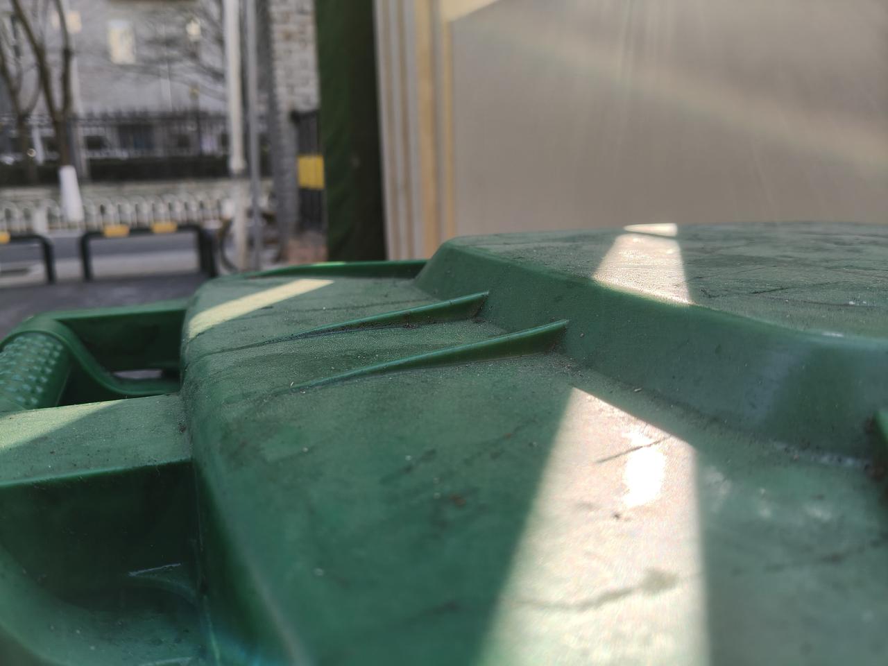 上联：小路清风过，求下联大河波涛来。