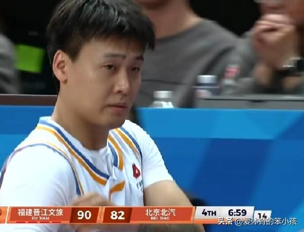 昨晚的CBA赛场，北京北汽作为一支传统强队，而且是常规赛排名第七的强队，却在联赛