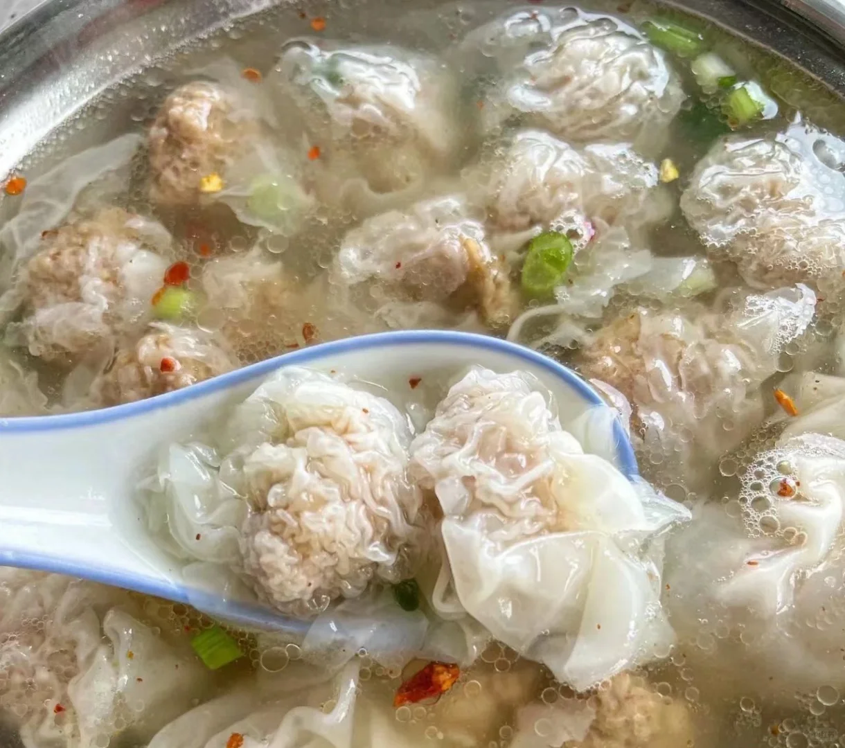 在香港🇭🇰吃到的最好吃的福建薄皮馄饨