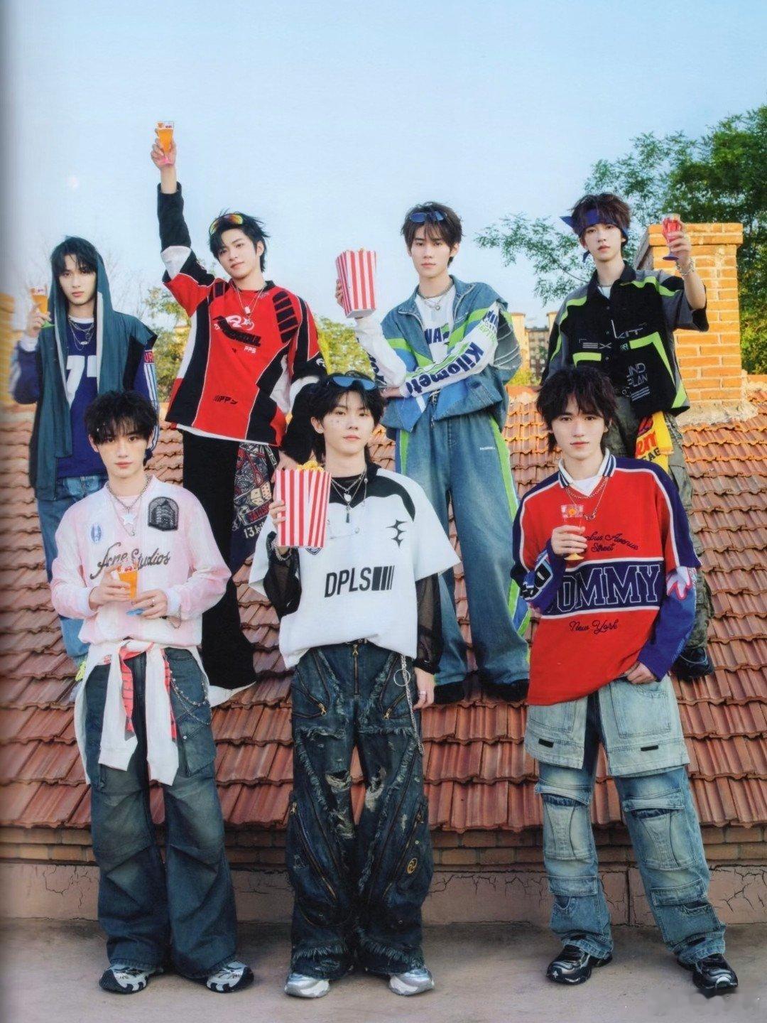 时代少年团庄园小王子风 你好星期六 本期好六重磅镜头，时团集体庄园造型出场，颜值
