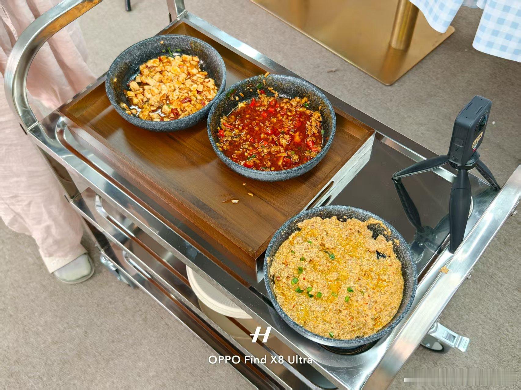 三组不同小伙伴做的麻婆豆腐，谁能想到这是同一道菜呢[柯基] ​​​
