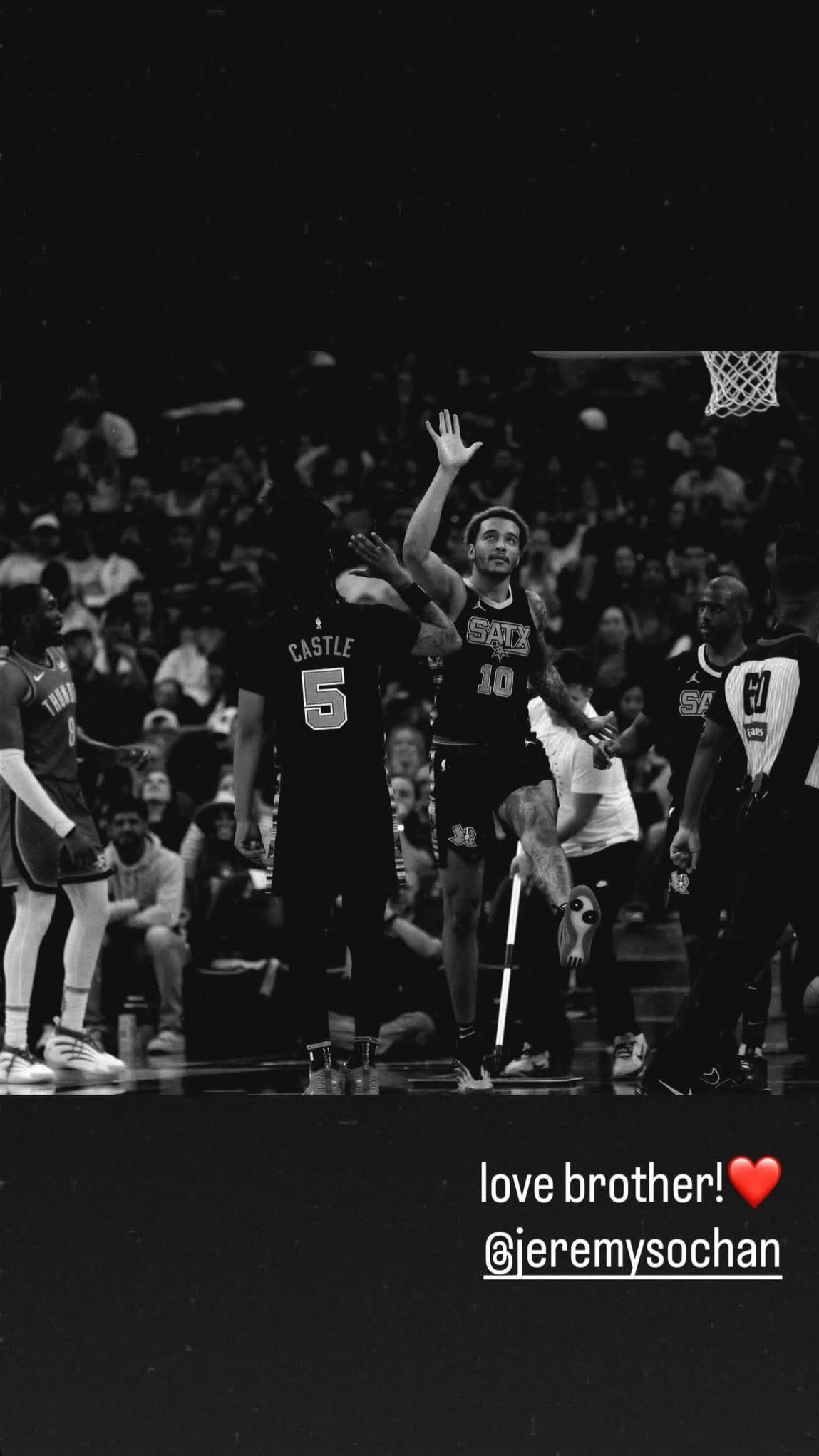 卡斯尔更新社媒:“爱你，兄弟！❤️@ 索汉”超话创作官 ｜篮球年末狂欢季 ｜马刺