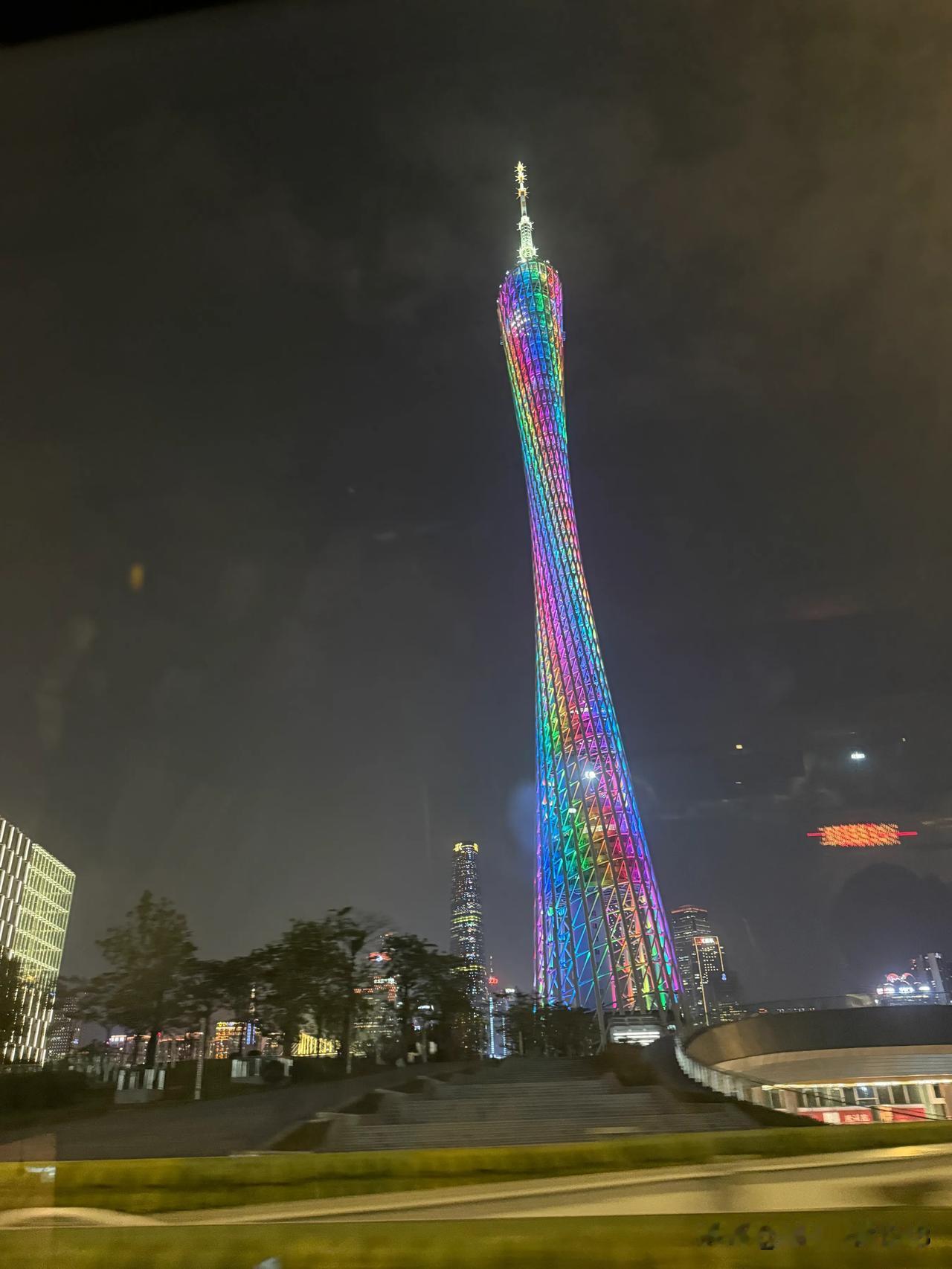 #分享一张证明你来过广州的照片#这张足以说明来广州了吧[捂脸][捂脸][捂脸]