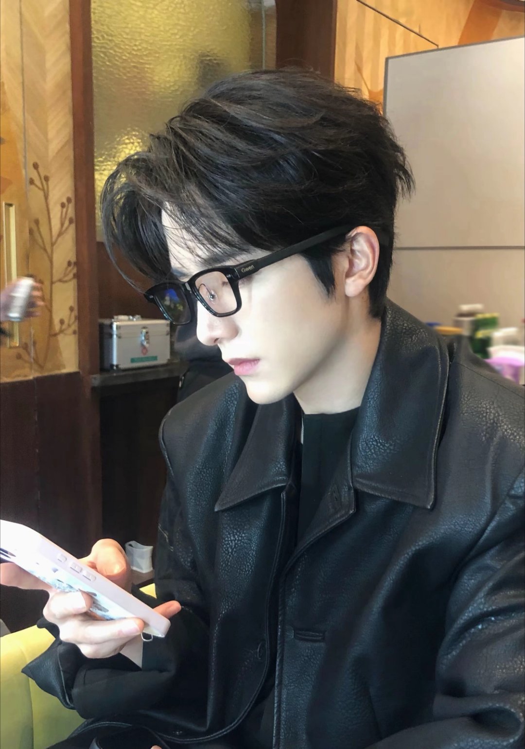 张新成[超话]🎀  张新成待我醒来时 这个脆脆好像从来没否认过他是豚猪！🤲 