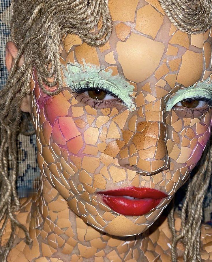 鸡蛋壳时尚妆容：