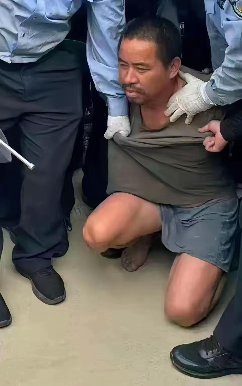 如果我是夏某钢的父母，

我会做这3件事：

1、给儿子好好的做一顿饭，亲手喂给