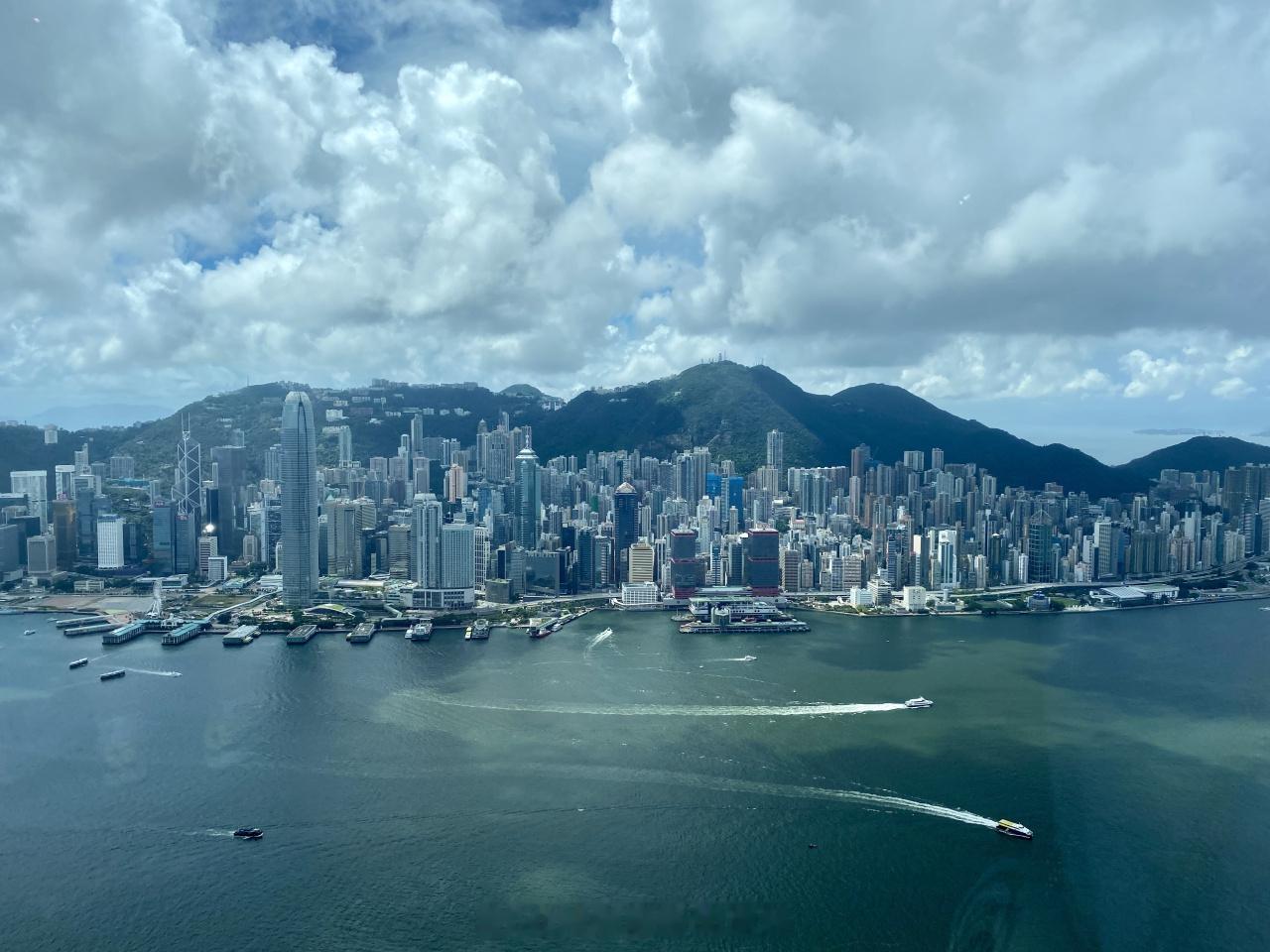 国际金融中心香港国际大都会香港 「香港 署理政府经济顾问：香港要成为内地 和国际