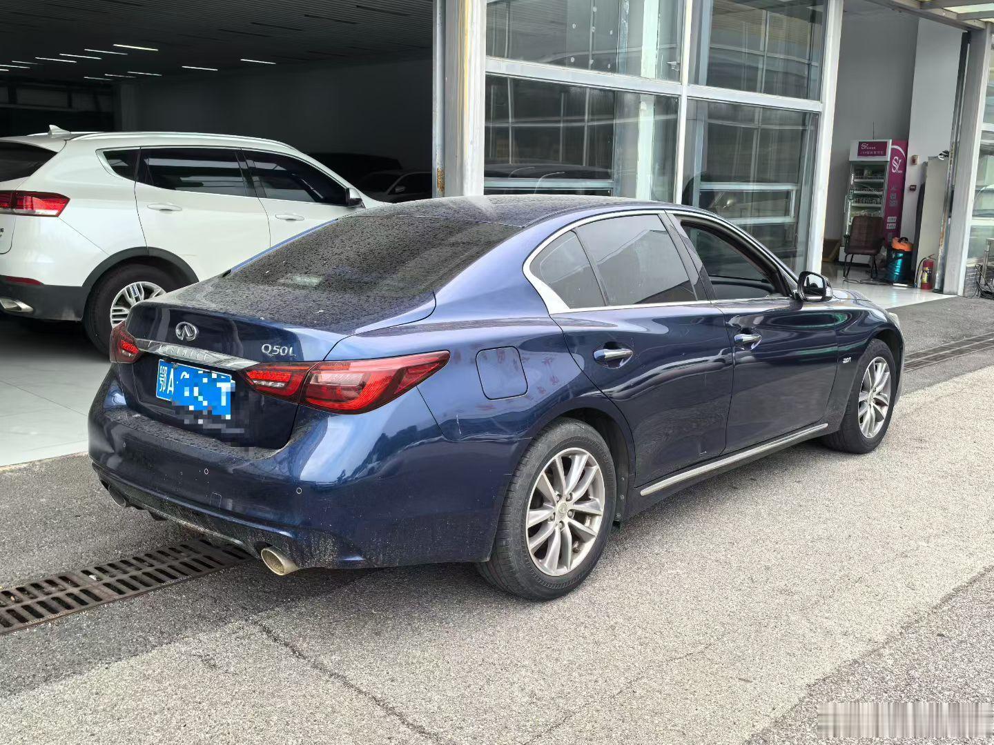 最新到店英菲尼迪Q50L2018年上牌 个人​一手车6.2万公里 几处补漆没换件
