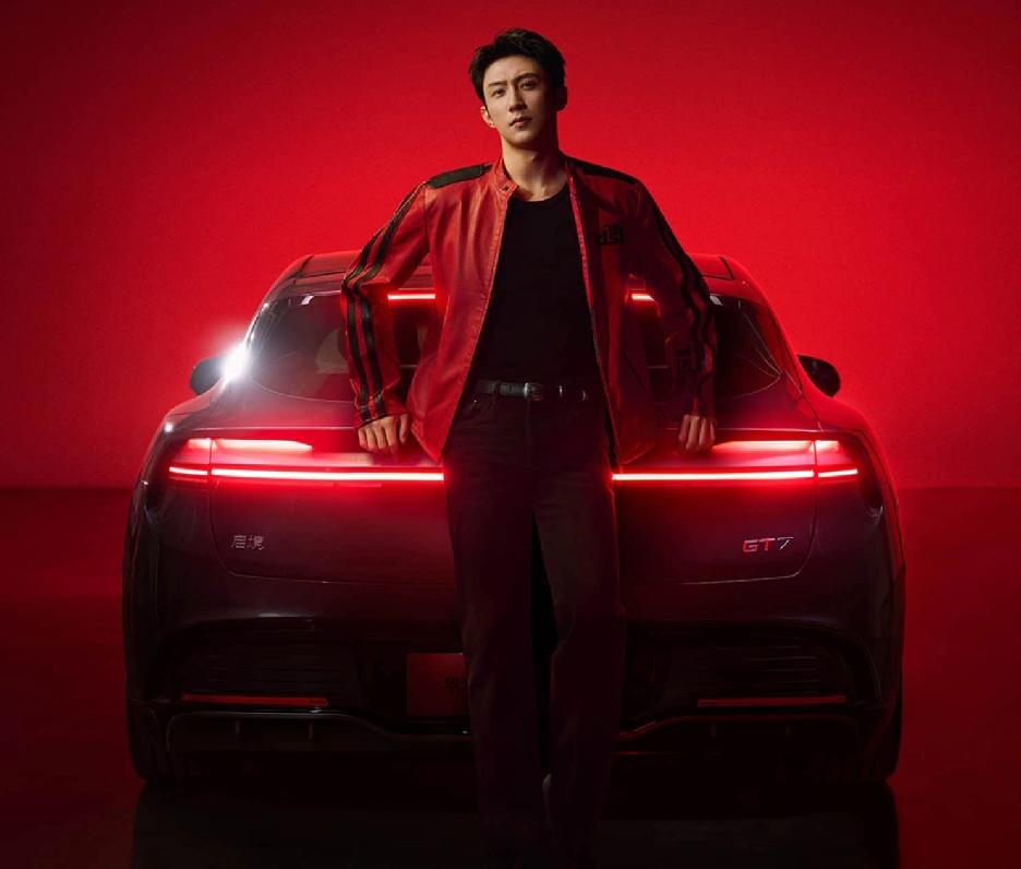 启境GT7搭载的全新一代华为乾智驾ADS5有何高端之处？

启境GT7是广汽与华