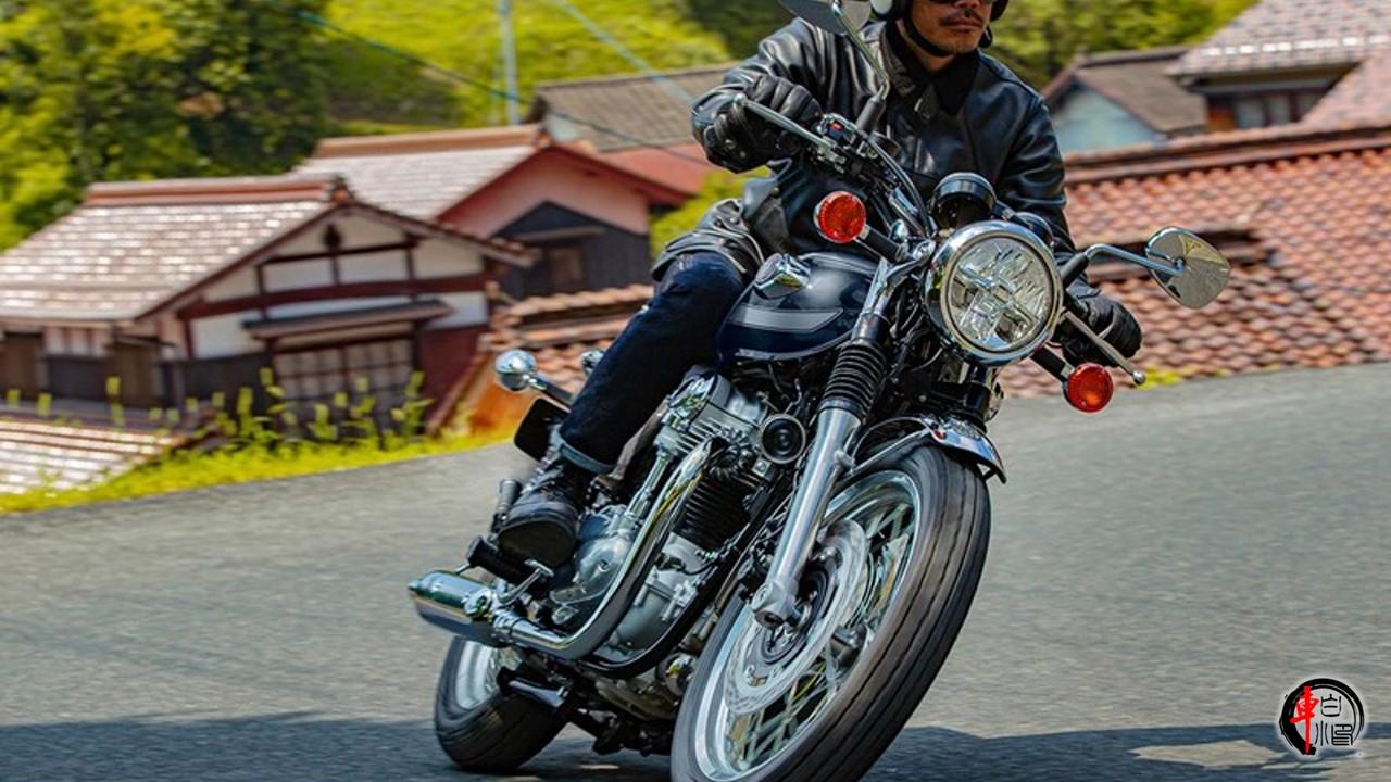 #2024款川崎W800新车发布#
2024款川崎W800新车发布，维持原价11