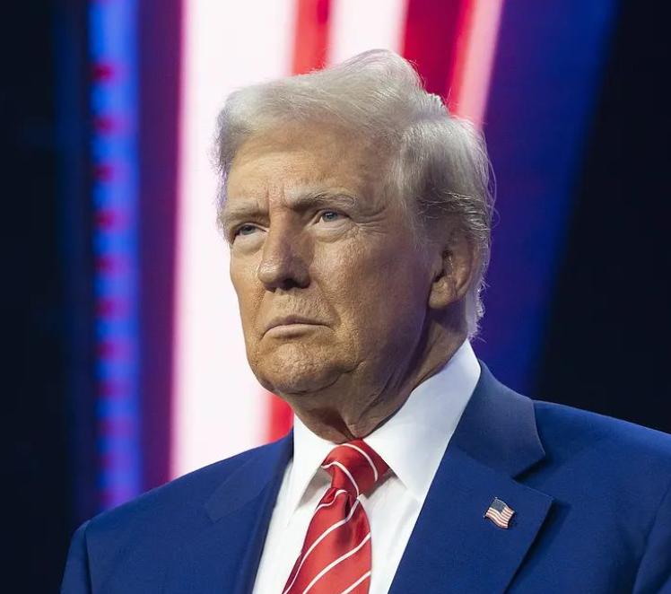 特朗普急了！
为赢中国，
硬逼NASA2028登月！


特朗普下了道登月军令状