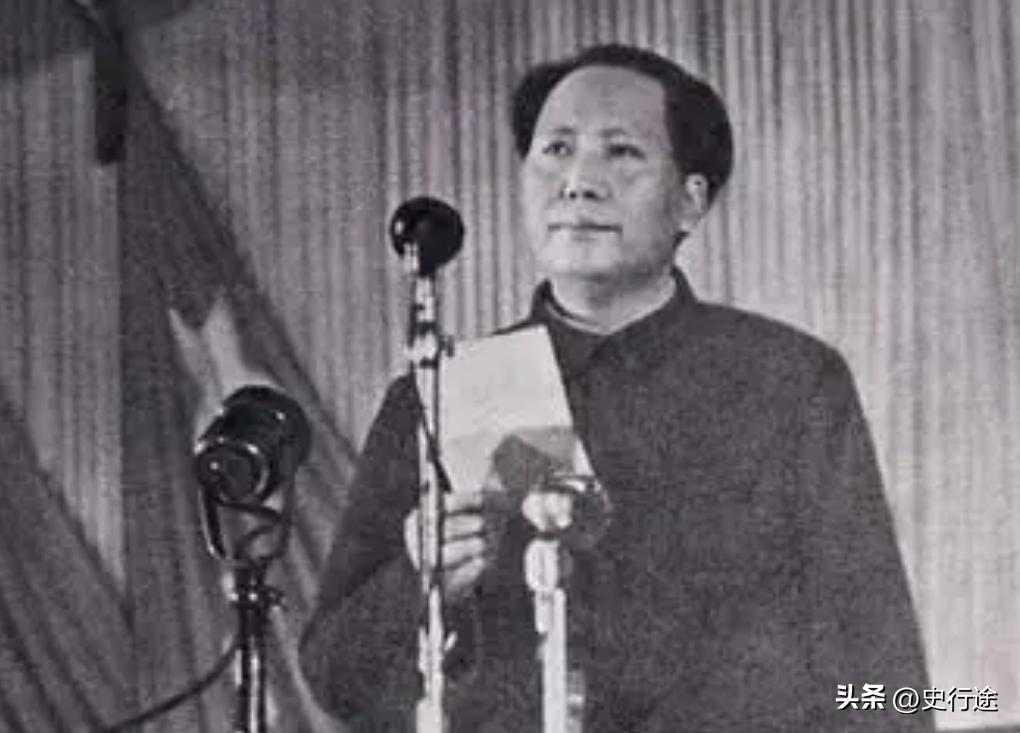 我军谁最能打？林彪粟裕，还是彭德怀刘伯承？别争了，有他在，没其他人啥事儿。

