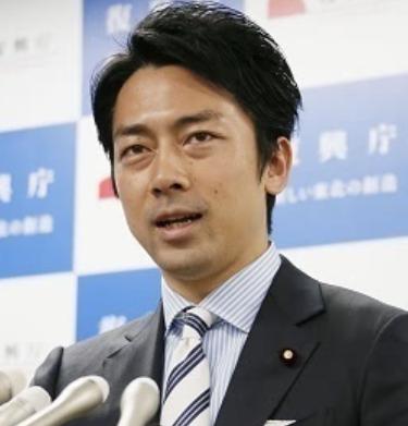 彻底慌了！日本防卫大臣小泉进次郎表示，有1万名朝鲜士兵派往俄乌冲突战场学习并使用