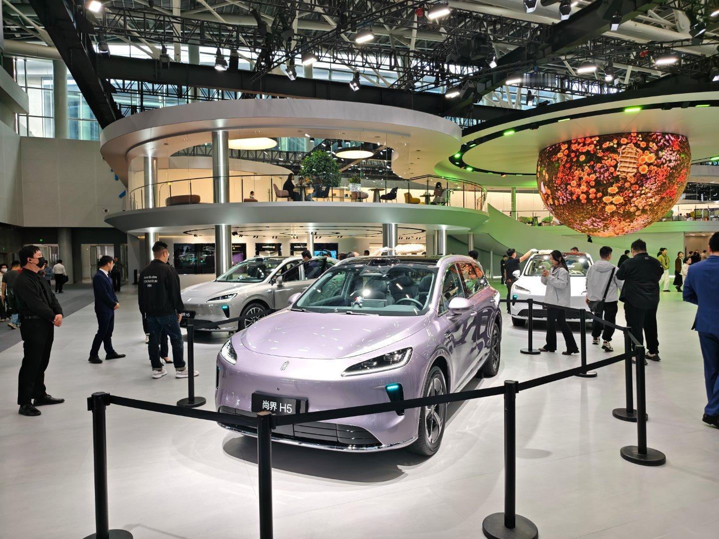 诶！我的尚界H5怎么在这，有一说一尚界H5真的很能打，这个价位拥有这样的颜值还有