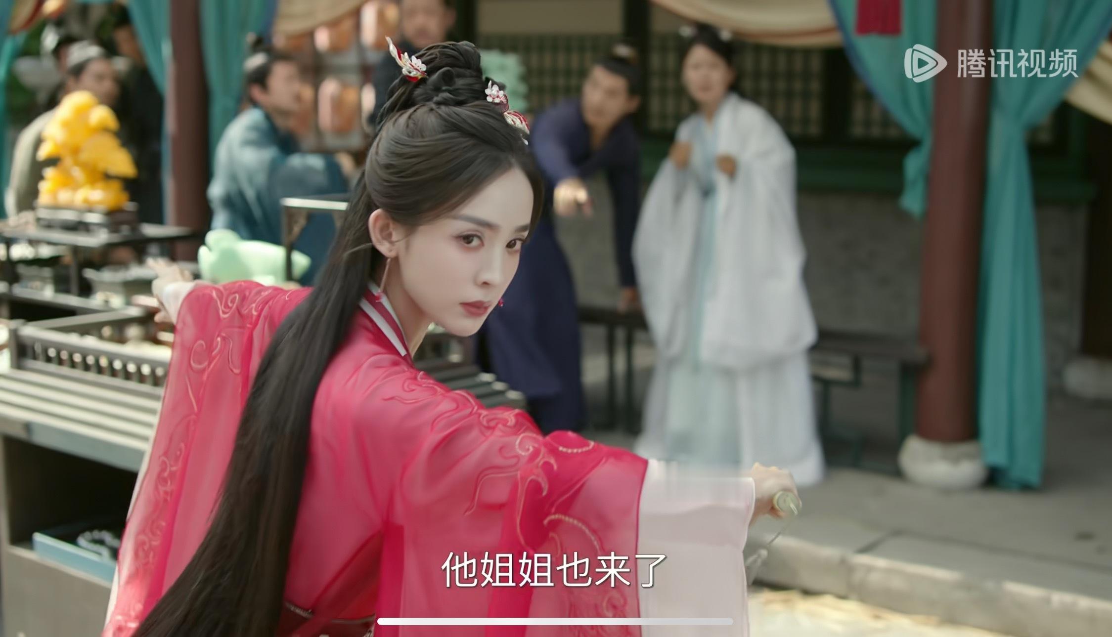 好像好久没看到娜扎的古装剧了，在赴山海里好漂亮啊 ​​​
