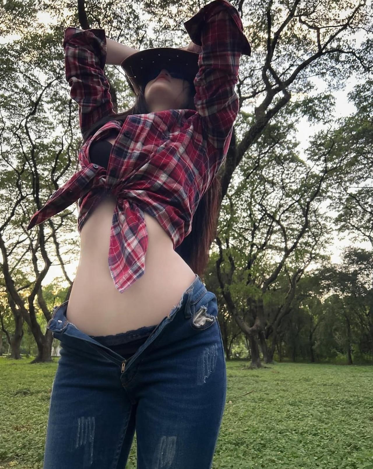 女人的优点应该是好看 身材好 能力强  而不是懂事__女性应有的气质 女性拥有的