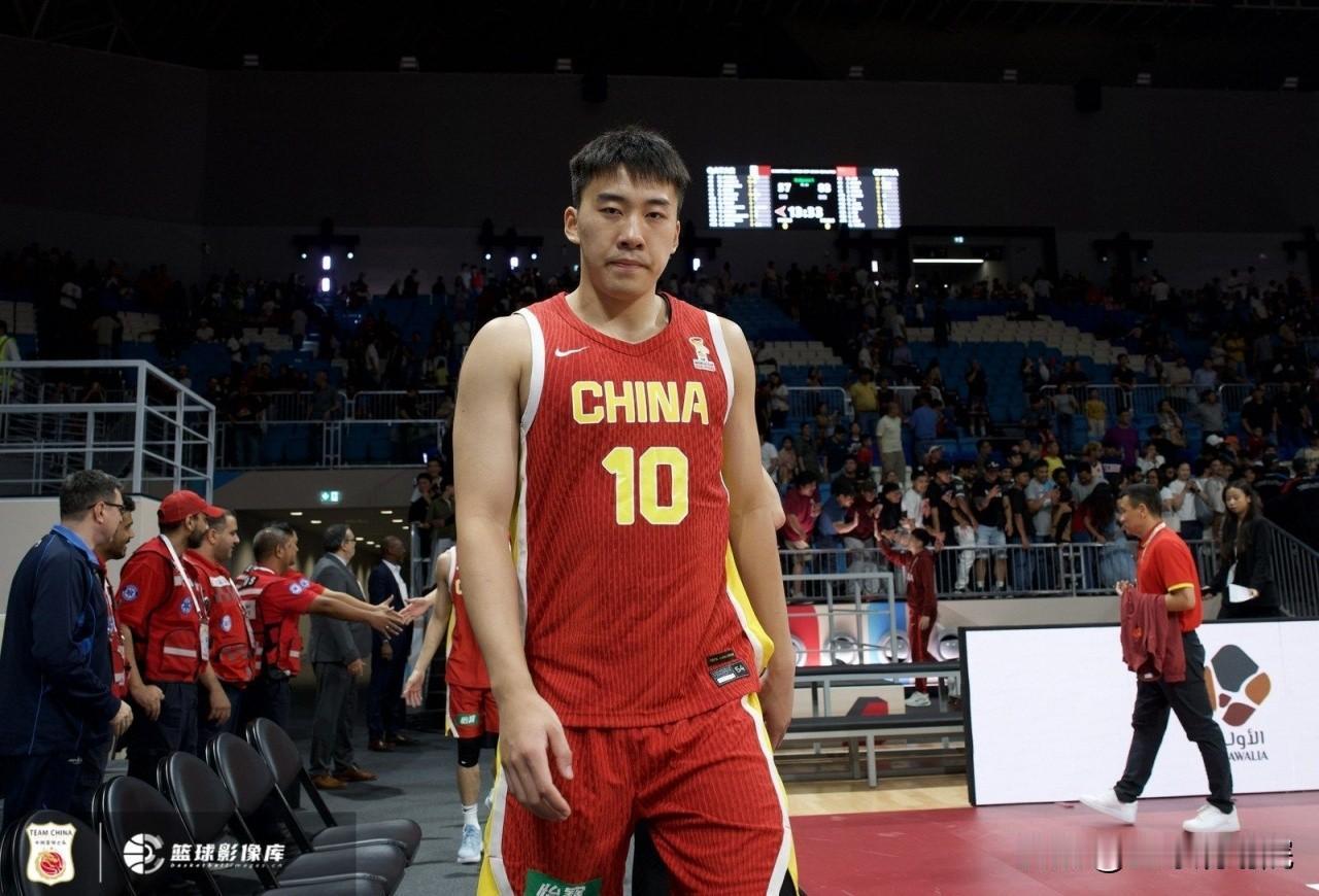 香港金牛为王俊杰报备合同，没看懂呢？

NBL香港金牛这个操作肯定提前和王俊杰研