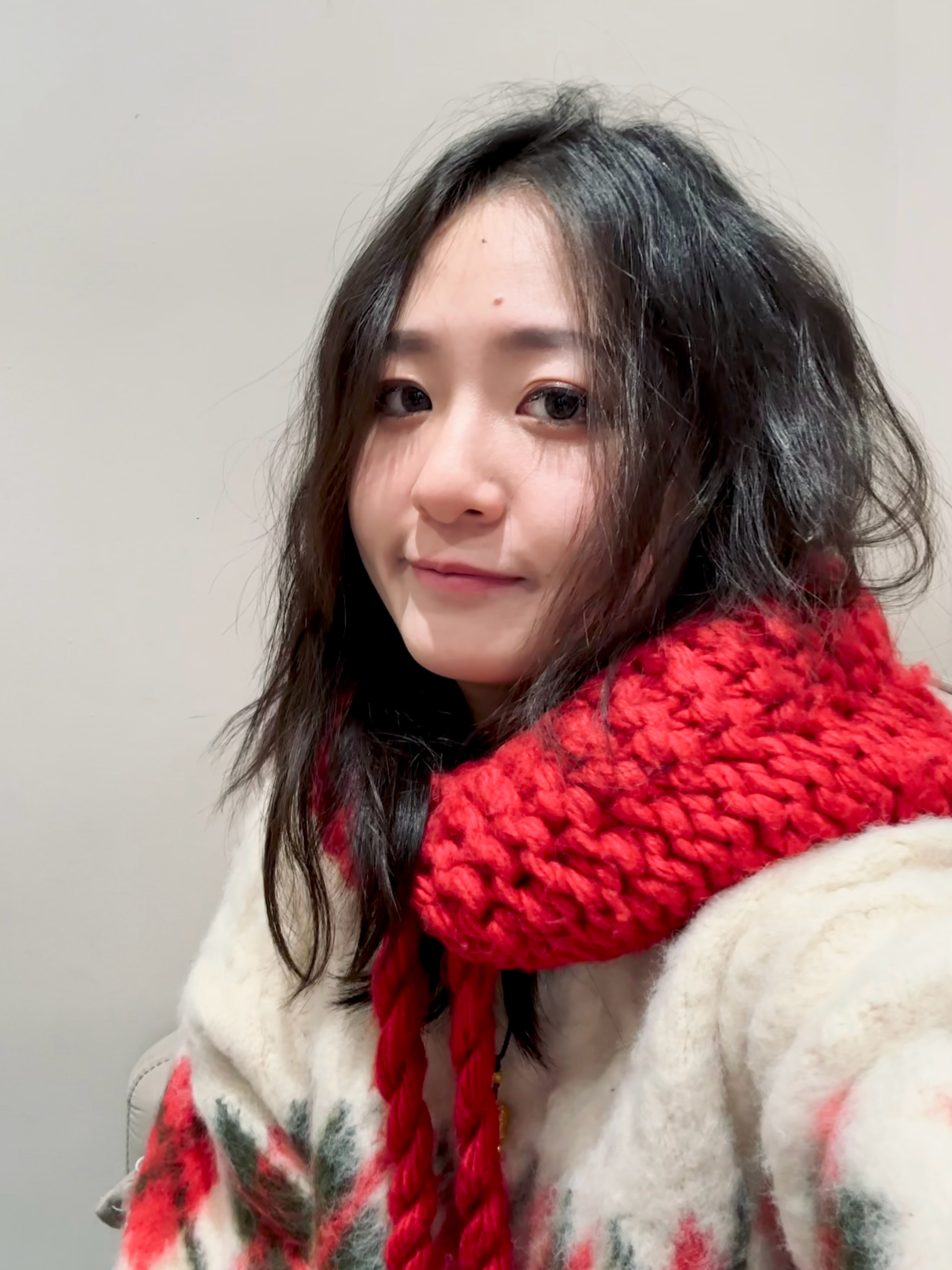 很难有人让我深刻感受到深情 但是我确实认识这样一个人大概是能够感受到他与我一样对