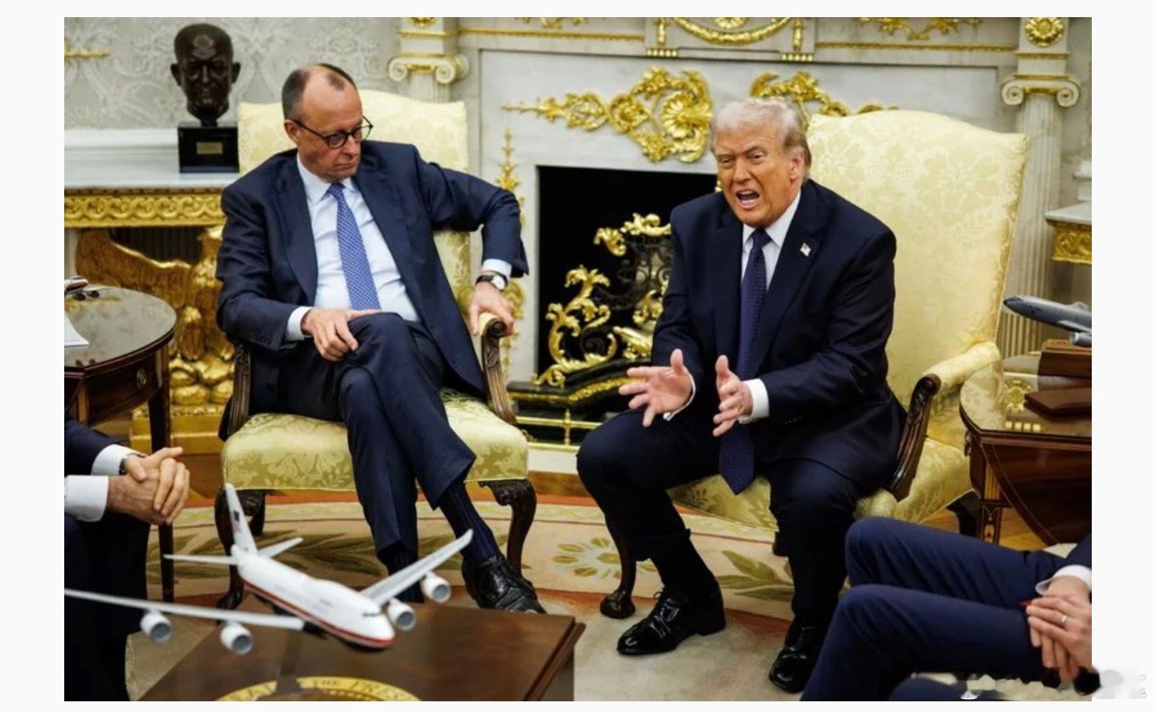 紐約時報29日分析，美國總統川普與德國總理梅爾茨近期因伊朗戰爭隔空交鋒，顯示要與