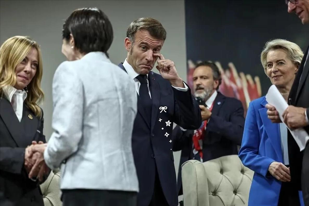 在G20峰会期间的发生一幕，
高市早苗也太尴尬了吧，
据日本共同社报道，在G20