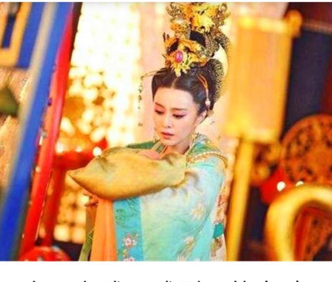 在历史的长河中，武则天无疑是一位令人敬畏的女皇，她以铁血手腕、非凡智慧，改写了千