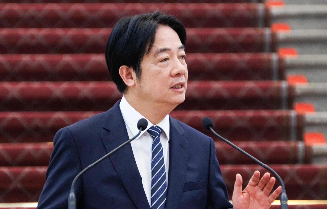 2028国民党内不管谁配谁，没有蓝白合一切空谈。民进党40%基本盘稳固，国民党至