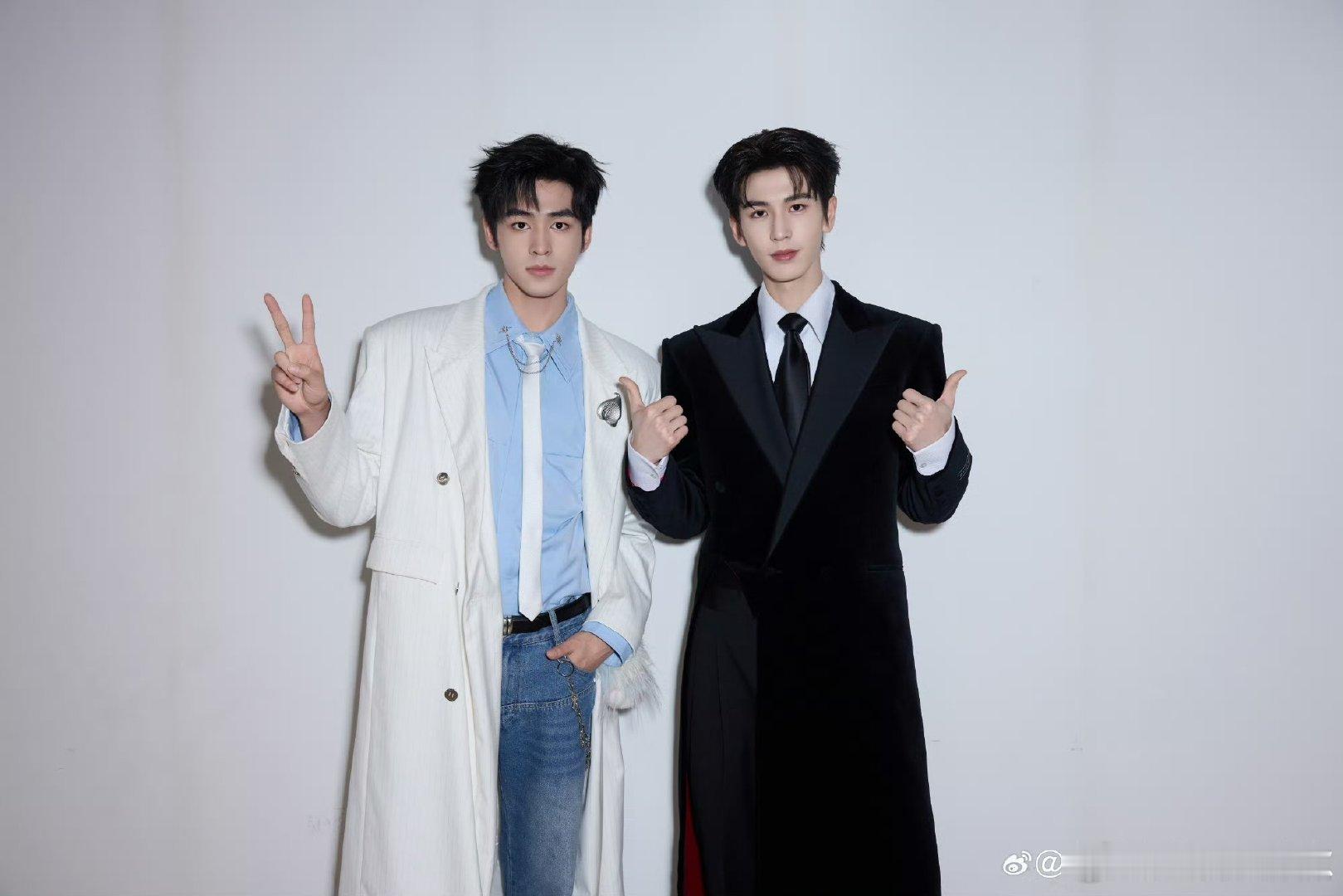 张凌赫分享新人演戏秘籍 声鸣远扬 张卓尔的跨年快乐是张凌赫给的！后台探班请教试戏