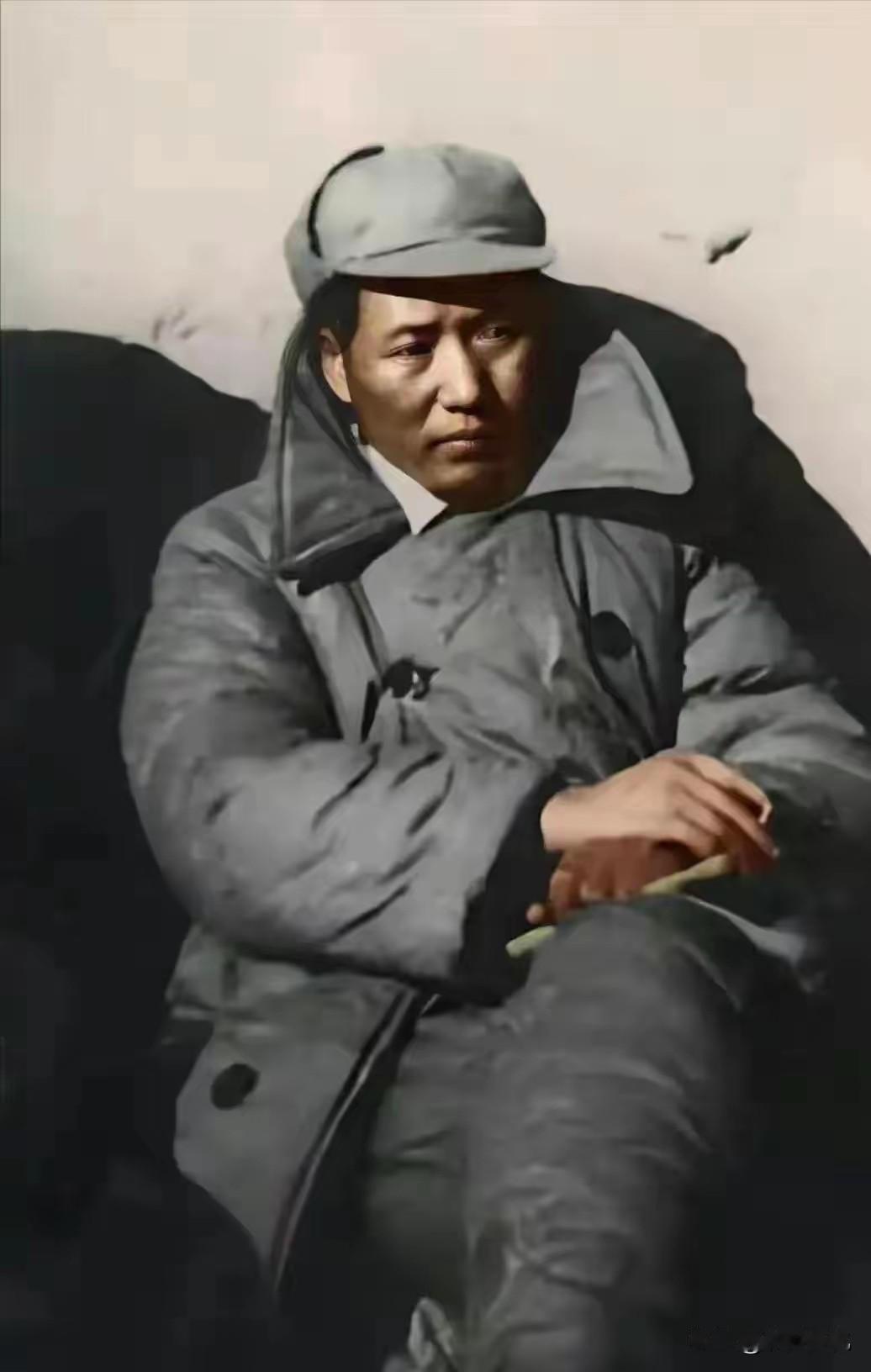 一件棉衣藏乾坤！毛主席四渡赤水的“神操作”，改写中国革命命运
 
画面里，毛主席