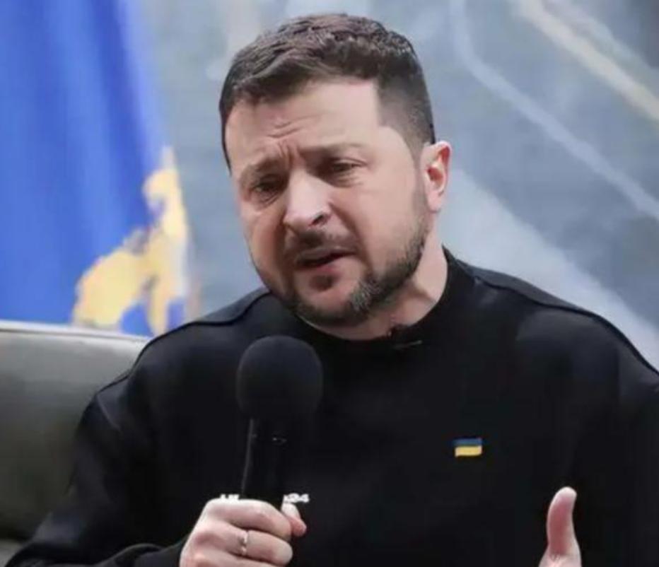 “被美国出卖后，乌克兰不再客气，向美国甩了一巴掌，好响亮的耳光！

当大国把一个