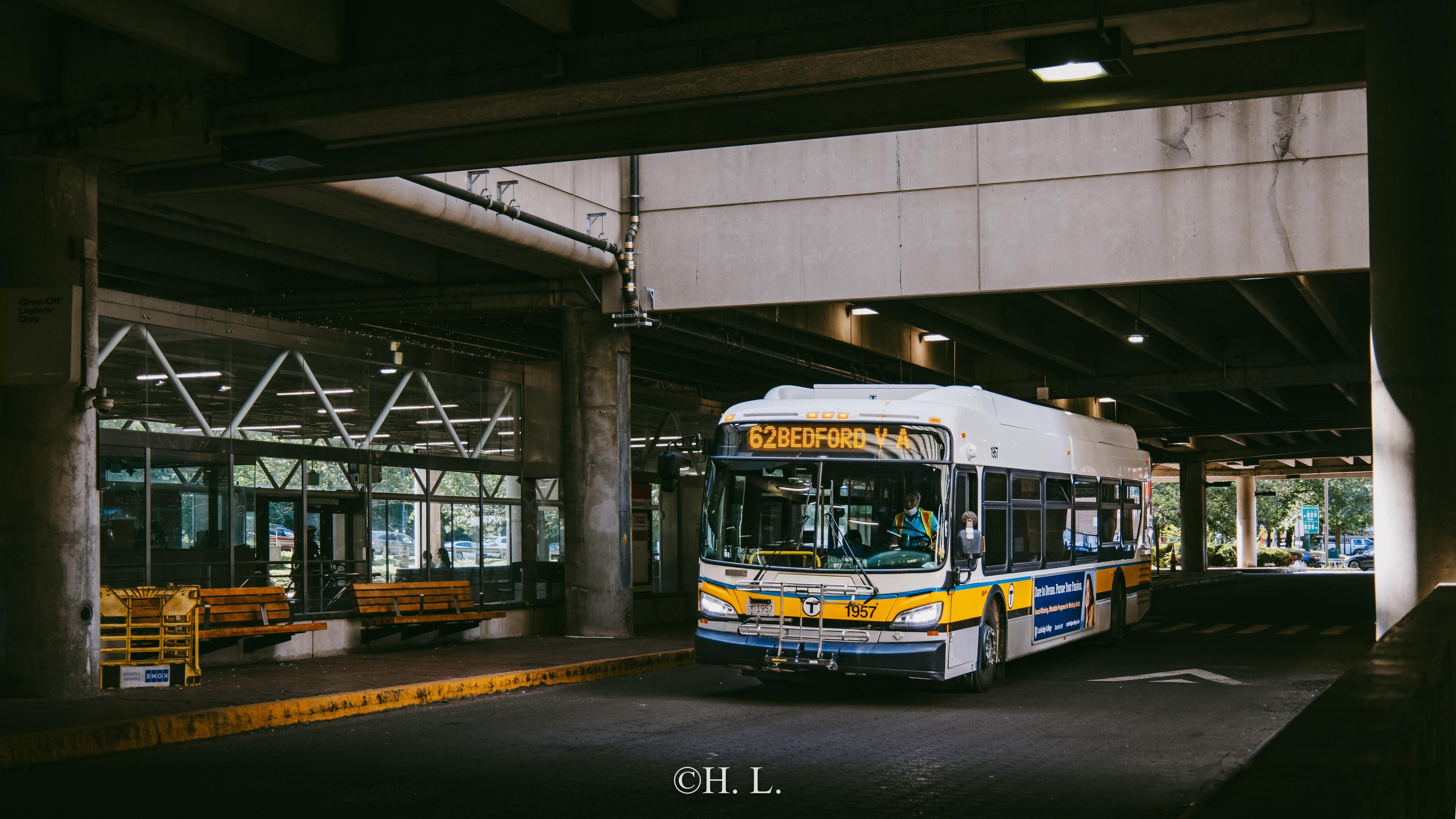 波士顿62路公交车。 