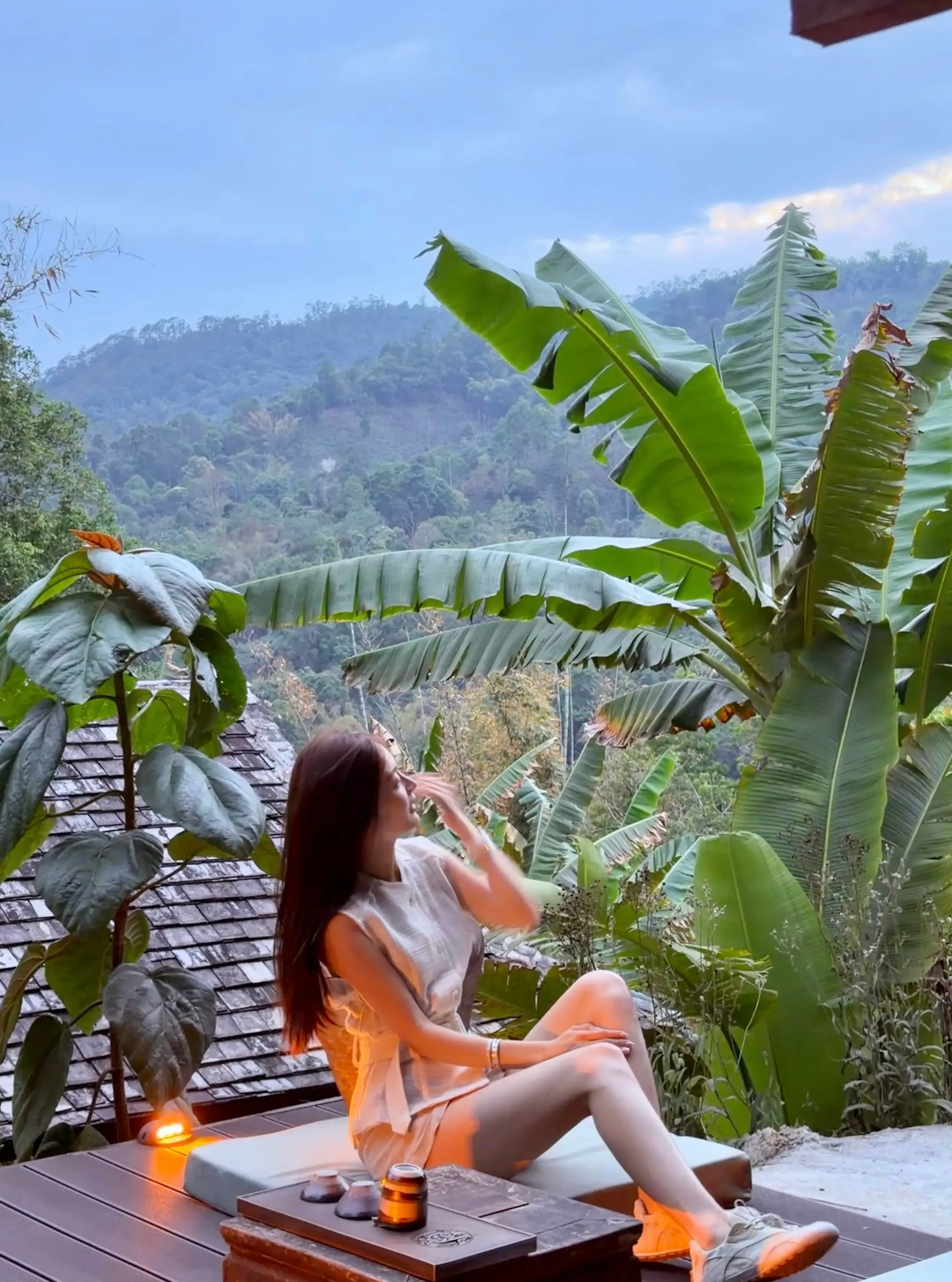 森林度假穿搭 住进风景里的女孩