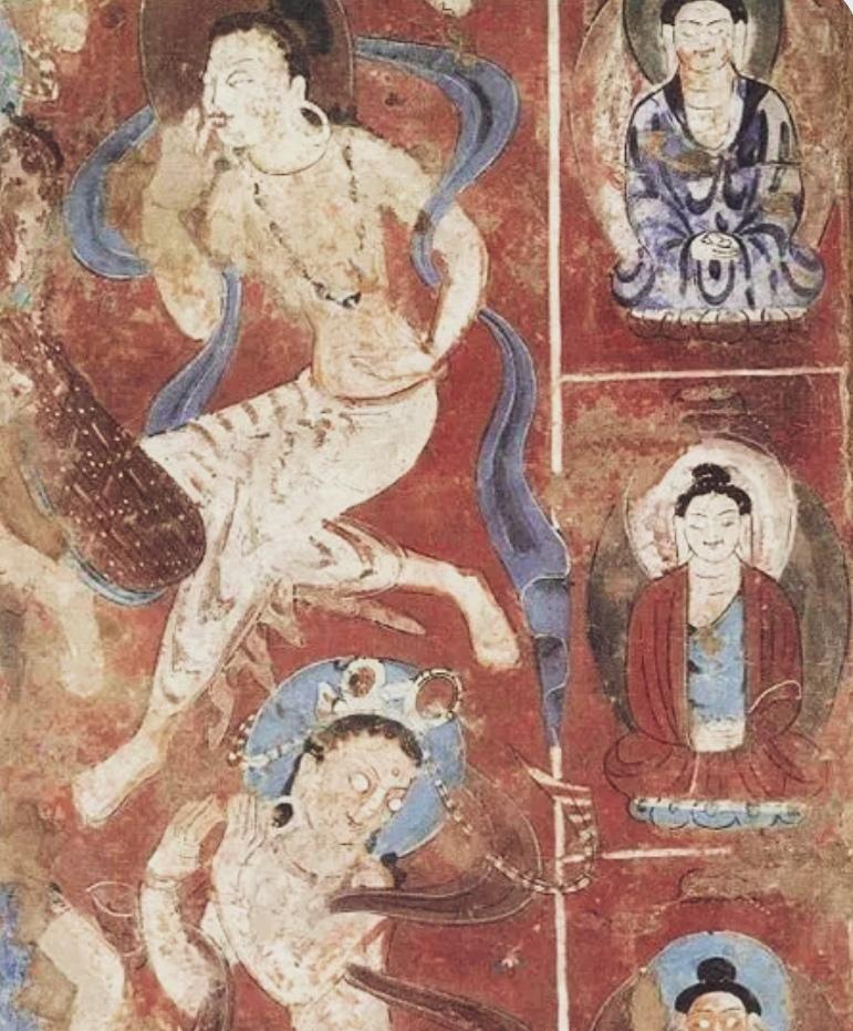 莫高窟南北朝时期壁画。南北朝时期中原文化对莫高窟的影响
 敦煌莫高窟，这座位于丝绸之路上的艺术宝库，承载着千年的历史与文化。在南北朝时期，中原文化如同一条奔腾的河流，源源不断地为莫高窟注入了丰富的内涵和独特的魅力。
 南北朝时期，中原地区战乱频繁，但文化的交流与融合却从未停止。随着人口的迁徙与交流的加深，中原的艺术风格、审美观念和宗教信仰等诸多方面逐渐传播至敦煌。
 在艺术风格上，中原绘画的技法和表现形式对莫高窟壁画产生了深远影响。线条的运用更加流畅细腻，人物形象的刻画也更为生动传神。色彩的搭配上，借鉴了中