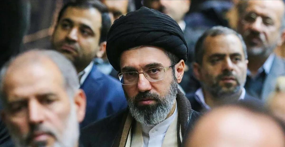 3 月 18 日外媒披露，伊朗新领袖穆杰塔巴刚上位就拒了中间国的停火劝和，放话非