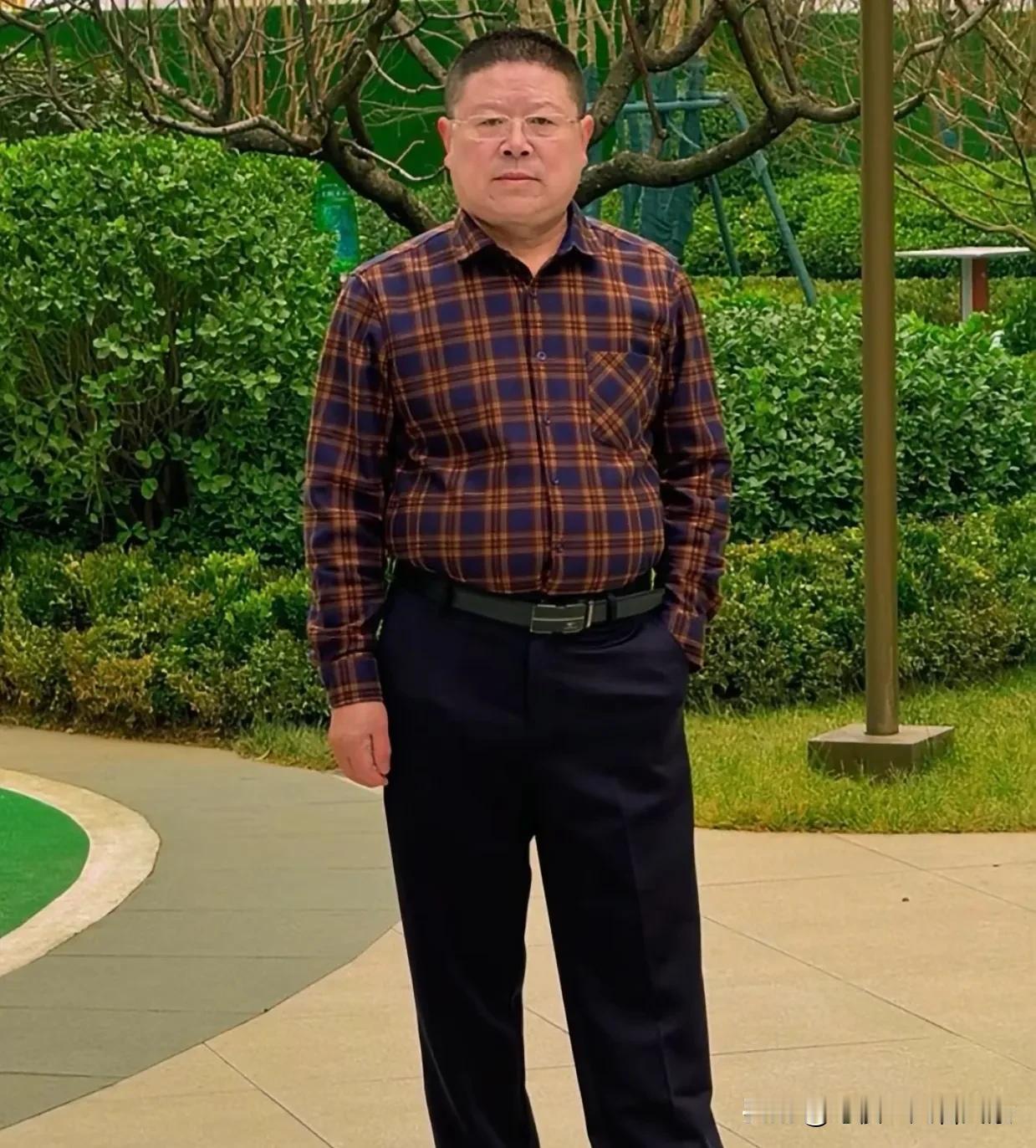 心若没有栖息的地方，到哪里都是在流浪忘年交 大手牵小手