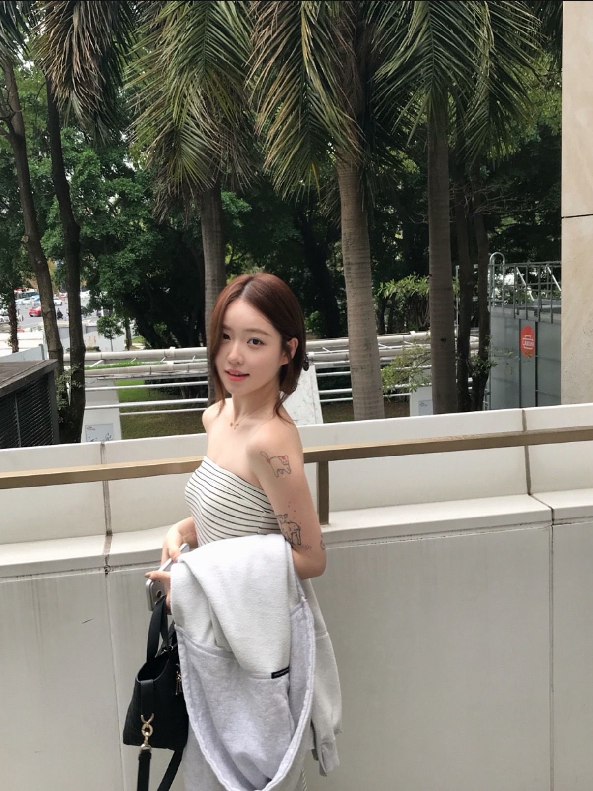 所有的夏天都不如那年的夏天 