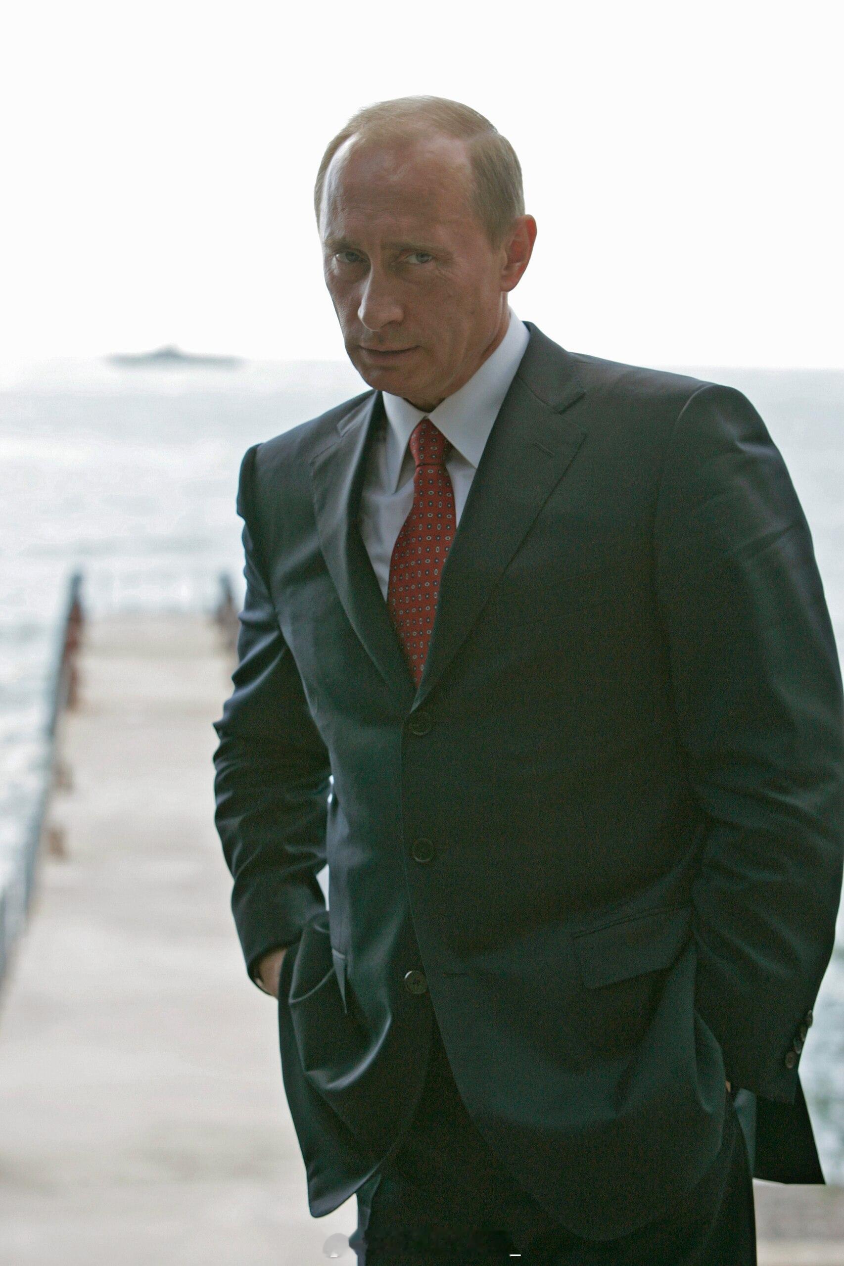 瓦洛佳小朋友[超话]  晚安[心] ​​​