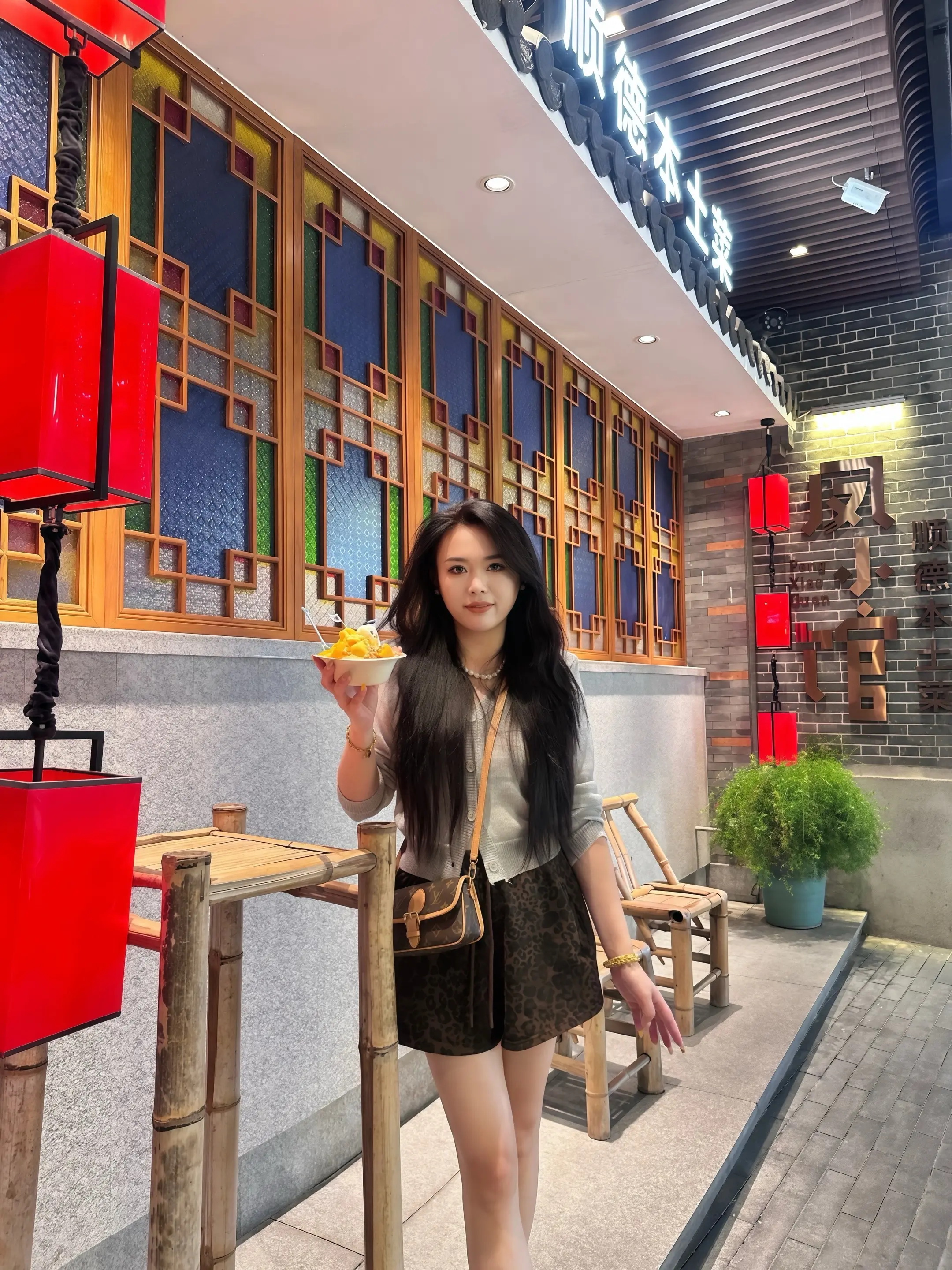 昨天信誓旦旦说的我要早起去十三行 结果一觉睡到现在。 根本起不来。现在...