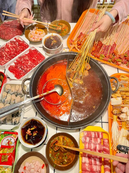 福州。。。我坠怕倒闭的穷鬼快乐屋🥹🥹🥹