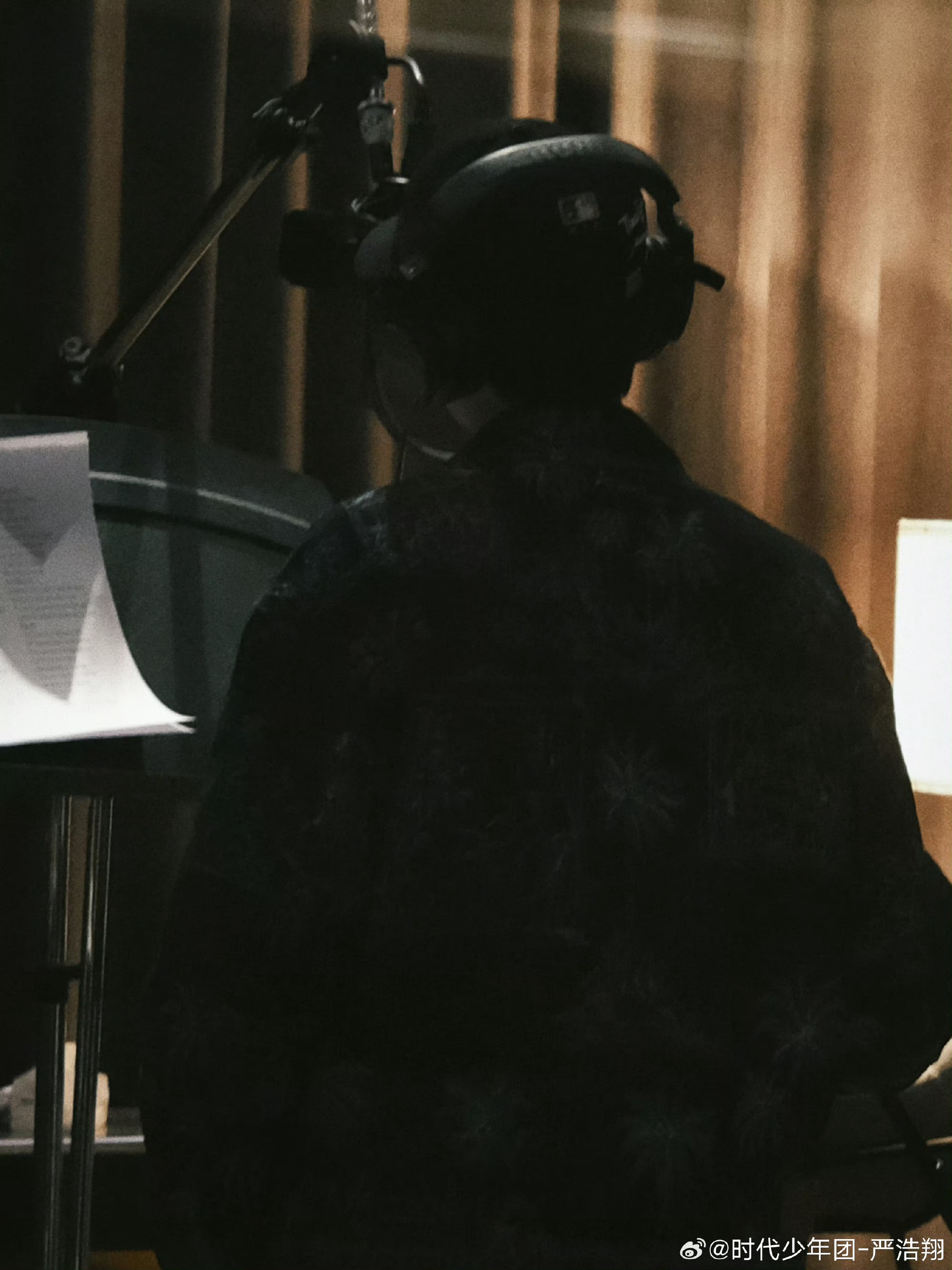 严浩翔问下一首唱什么严浩翔问下一首唱什么，这是又有新歌可以听了，好期待