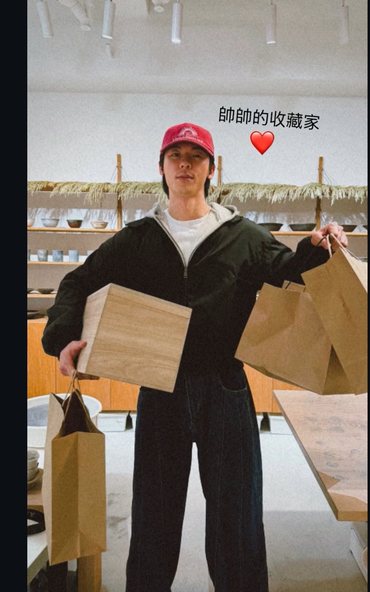 许光汉、陈绮贞、吴青峰同框现身林嘉欣陶艺展