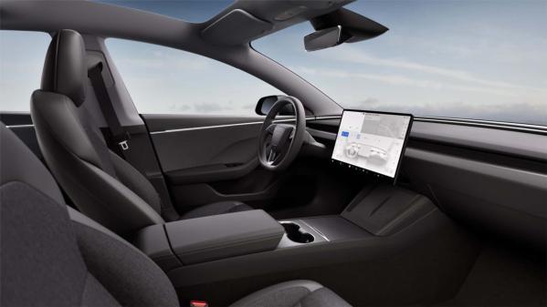 墨西哥版特斯拉Model 3“丐中丐”！马斯克的新策略会否引爆市场？

特斯拉C
