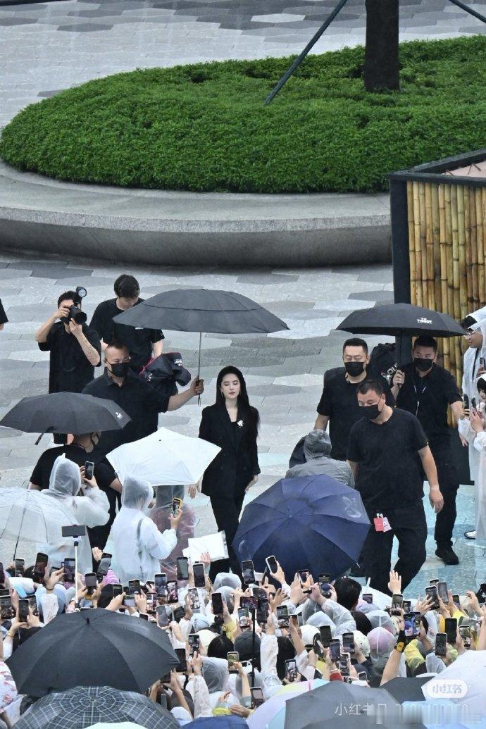 刘亦菲五官立体度刘亦菲好立体的一张脸 刘亦菲五官立体度  omg 