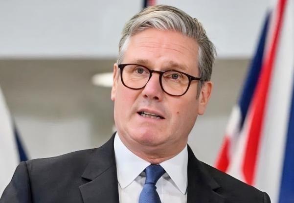 英国做出了正确选择！据报道，英国首相斯塔默表明，英国将对中国采取更亲商的政策，他