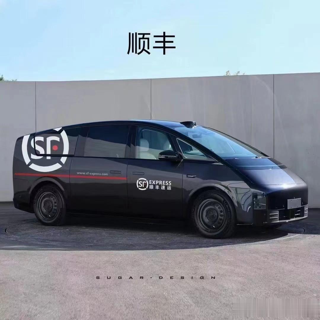 理想MEGA据说12月份发布， 它的涂装已经被网友们玩坏了，快递、电力、邮政、货