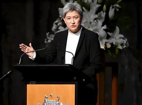 南海军演热度未消澳洲上门求油中国出手背后全是为咱们老百姓过日子。

现在国际上的