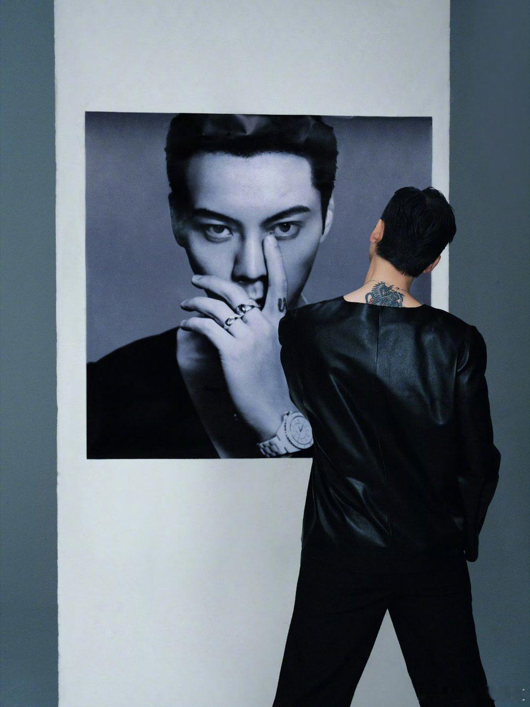 男明星微博之夜造型出图男明星微博之夜出图了 男明星微博之夜出图了，陈伟霆张康乐赖