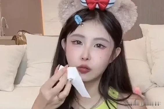 猫妹妹说和时大漂亮 初瑞雪还有联系，其他人不联系！

             