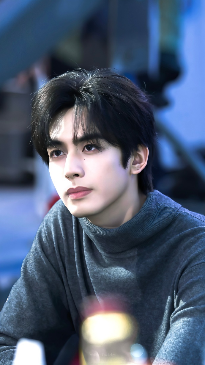 宋威龙是从梦花廷被争取到骄阳似我的宋威龙抓住从《梦花廷》到《骄阳似我》的机会，林