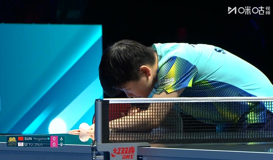 今天莎莎打的太凶了，跟变了一个人一样，
完全不给李昱谆相持的机会，
赛前看来是准